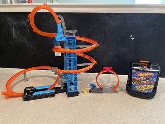 Hot Wheels Track And Cars