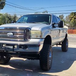 2005 Ford F350 Lariat 