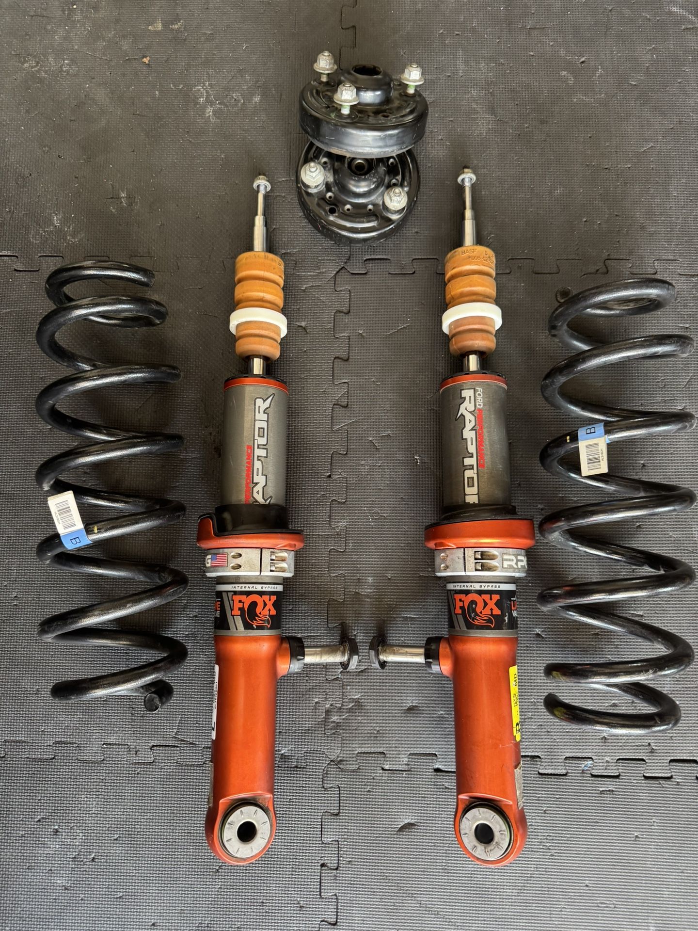 Fox Live Valve Coilovers Ford Raptor