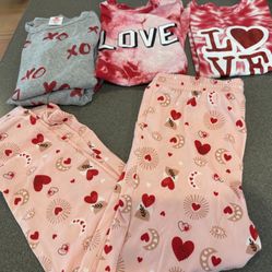 Girls Like New Most Never Worn Valentines 💘 Lot Size 10/12 All For $10!