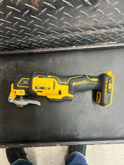 Dewalt DCS356 3 speed Oscillating Multi Tool
