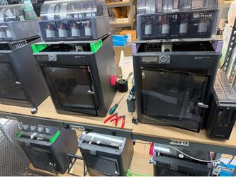 BambuLab P1S with AMS, Cool Plate and 2 Brand New Filament Rolls