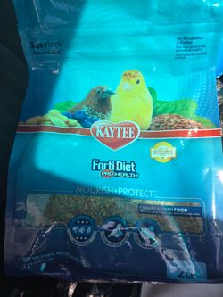Canary, Finch Food, 2 pounds, Expire August 2027
