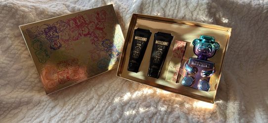 Moschino Toy 2 Pearl Fragrance Gift Set