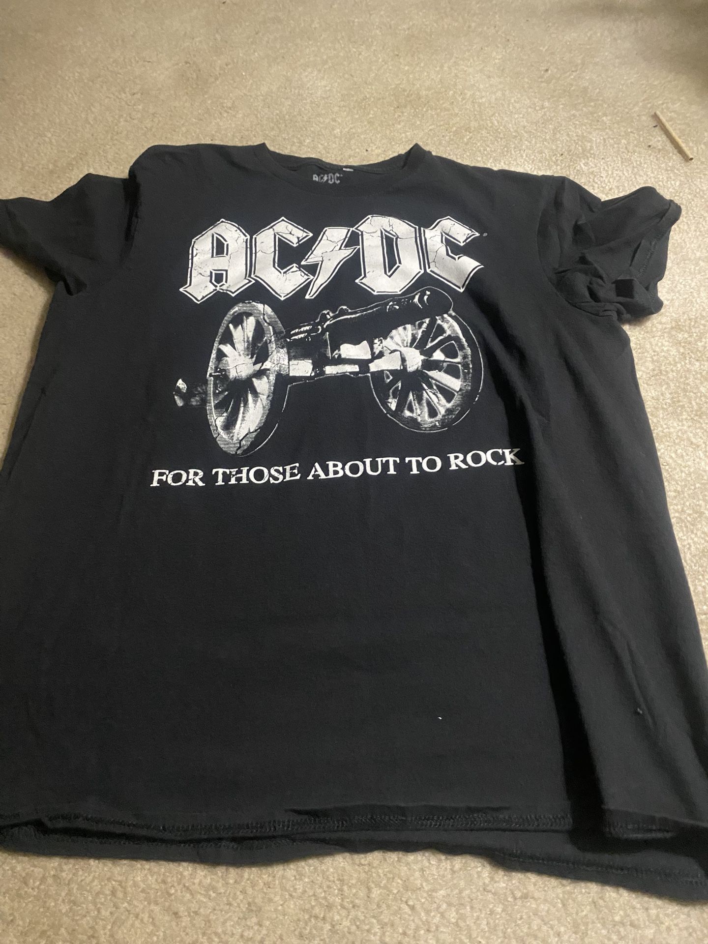 AC/DC T Shirt Large