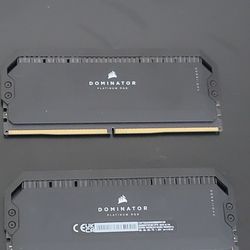 Corsair Dominator Platinum RGB DDR5 32GB (2X16GB)