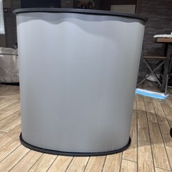 Portable Plastic & Wood Bar/Podium