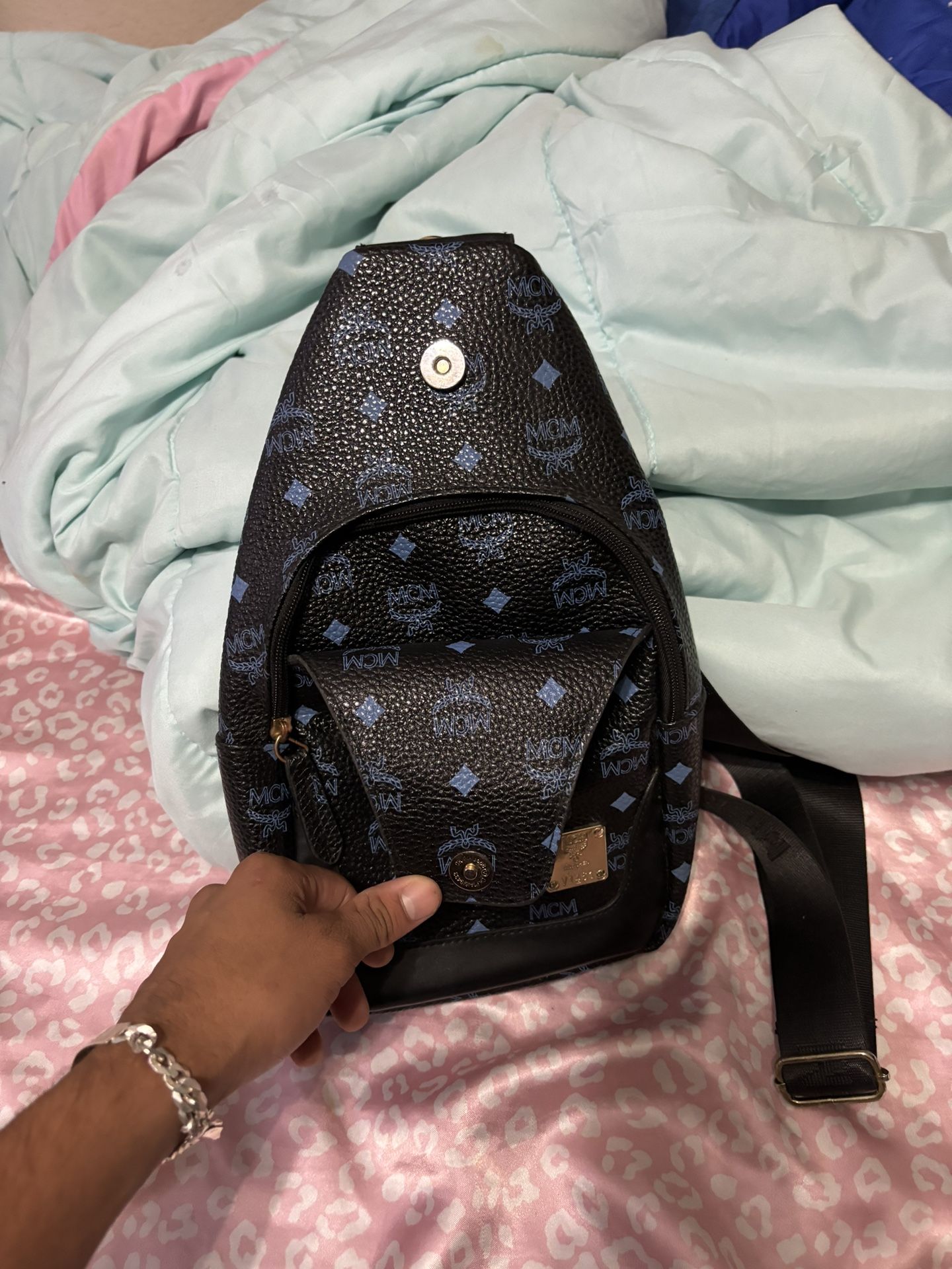 Mcm Slingbag