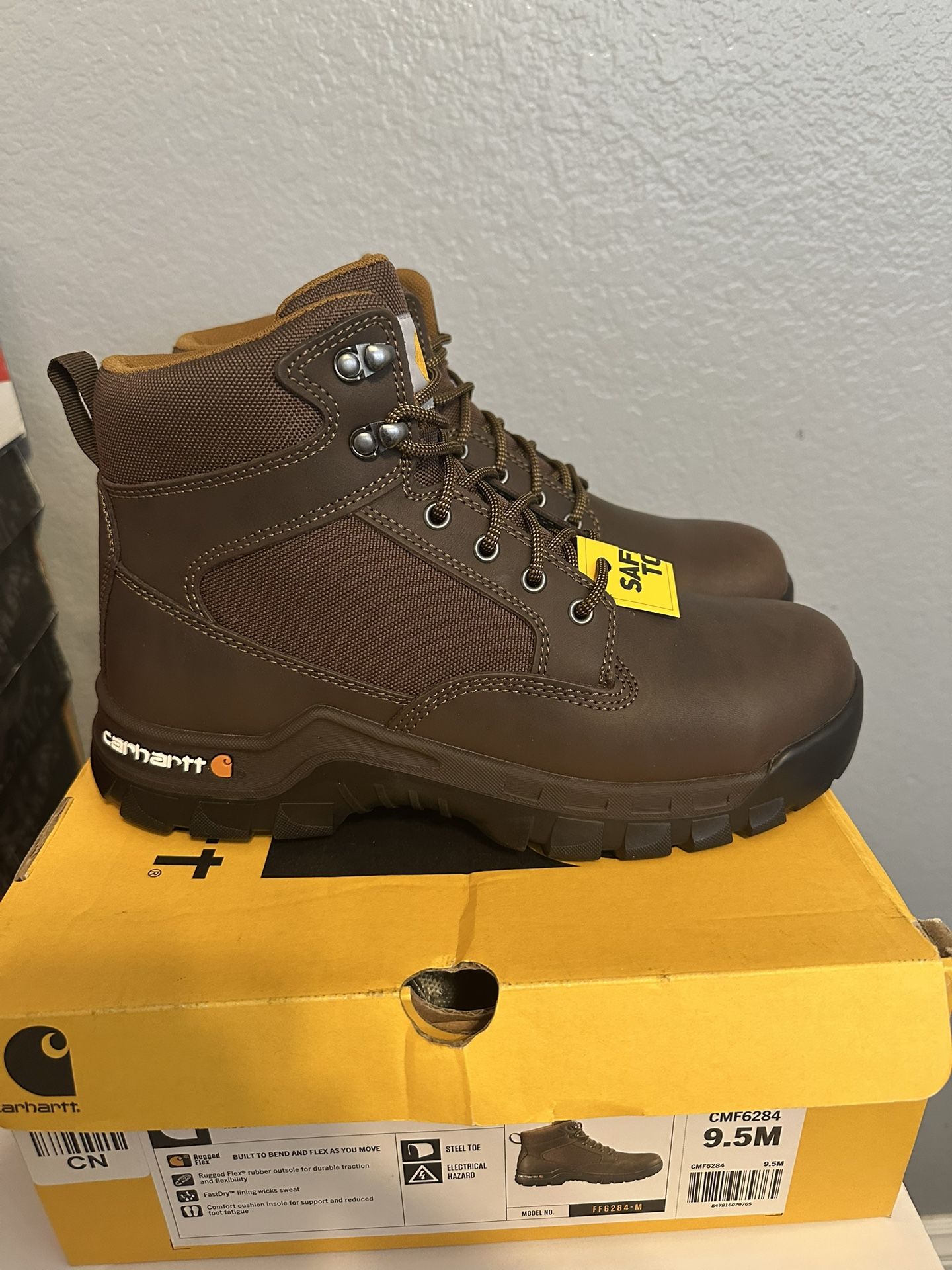 Brand New Carhartt Work Boots For Men. Size 9.5. Steel Toe. Electrical Hazard