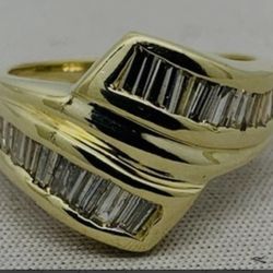 14k Yellow Gold Diamond Ring