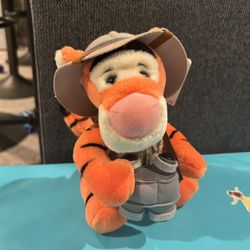 Disney safari Tigger plush