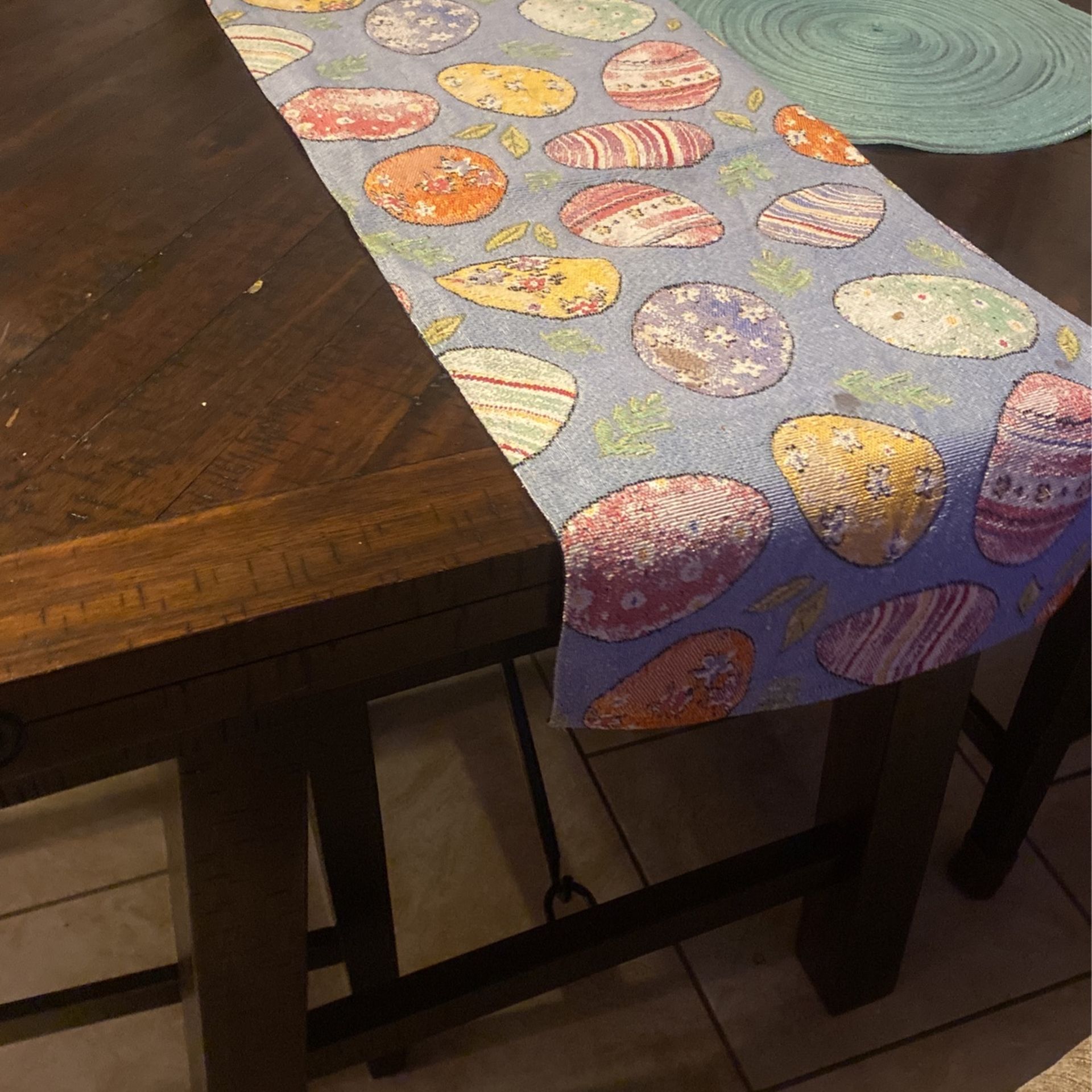 Kitchen table