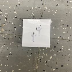 Apple AirPods (takin Offer)