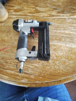 Porter-Cable PIN138 23-Gauge 1-3/8 in. Pneumatic Pin Nailer.