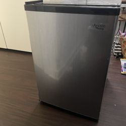 Mini Refrigerator 