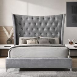 QUEEN BED GRAY VELVET 