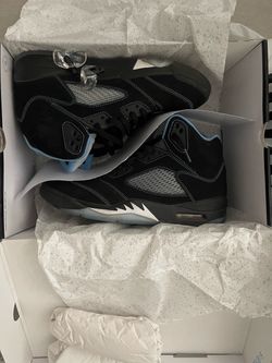Air Jordan 5 Black University Blue