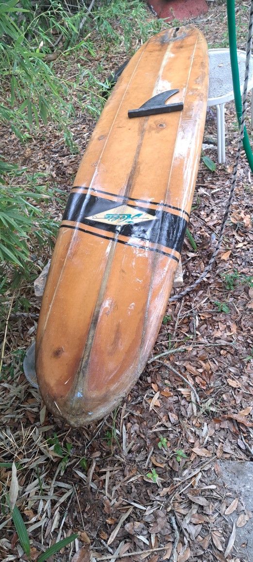 9'6" Hobie 3 Stringer Surfboard