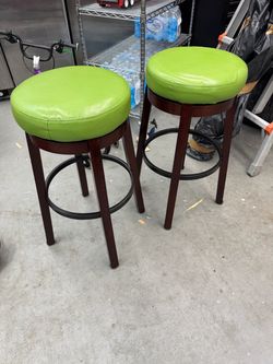 Swivel stools local pick up only