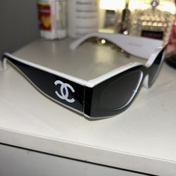 Eye Glass 