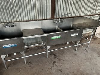 NSF heavy duty  3 bay stainless steel sink with  double faucet and Double drain board.