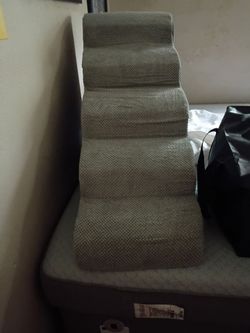 Dog stairs