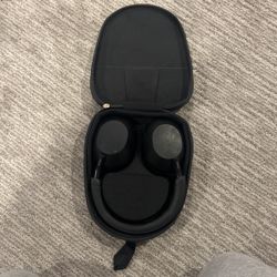 Sony XM5 Headphones