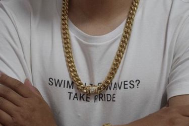 New 18 k yellow gold Cuban necklace