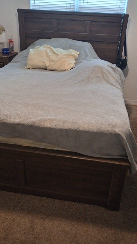 Bedroom Set