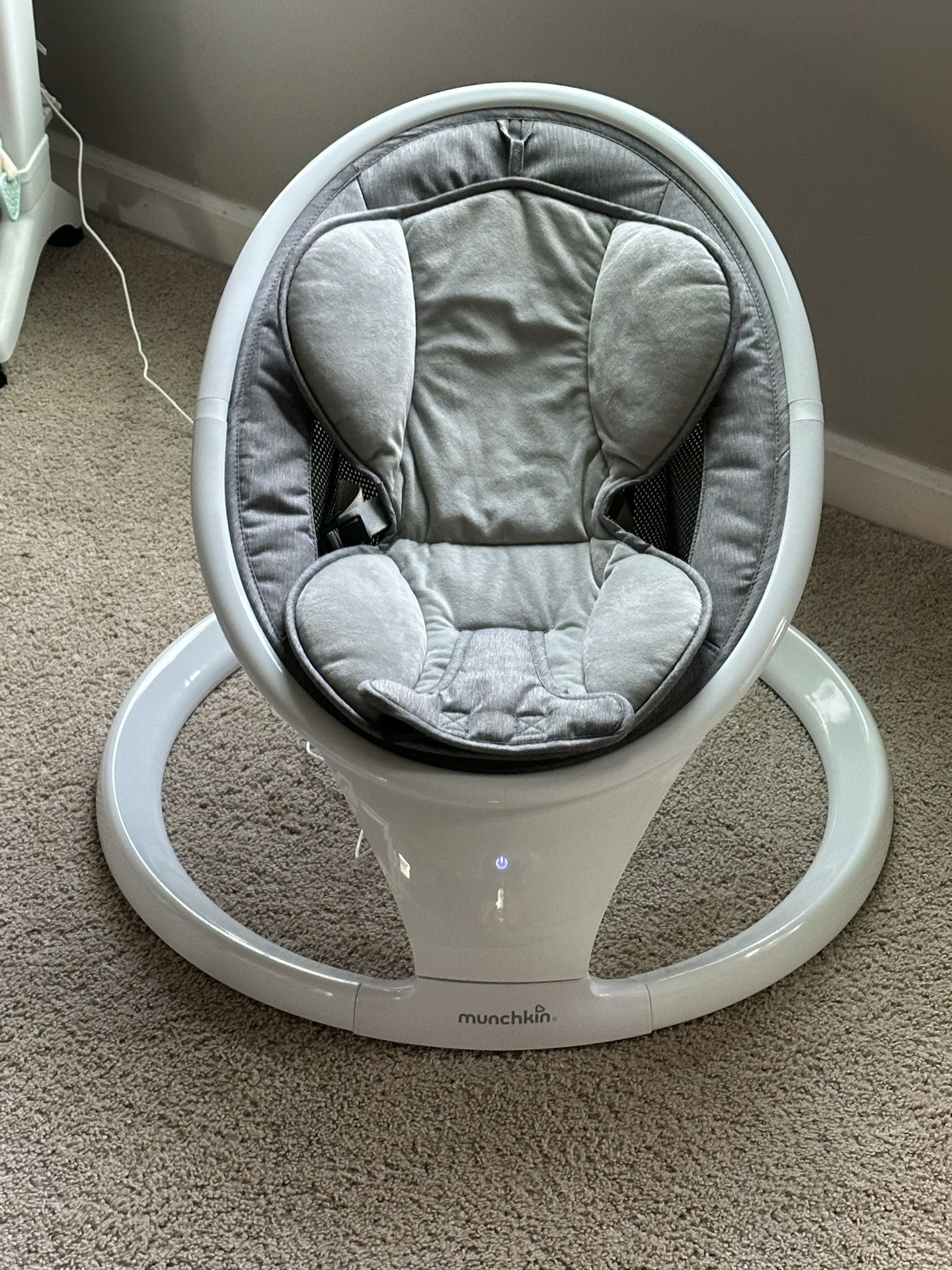 munchkin blutooth enabled baby swing
