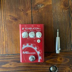 TC Helicon MIC MECHANIC 2 Vocal Compact Effects Pedal Echo/Reverb/Tone