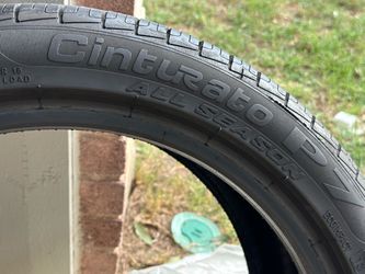 Pirelli Cinturato P7 All Season tire