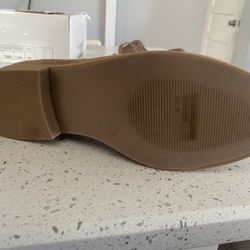 Brown Shade Like Boots, Pick Up In The Midway Area $23.00 NEW!!!