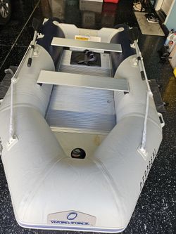 Hydro Force Marine Inflatable 5 Peson Boat