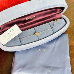 Gucci 18k gold bracelet Heart Edition