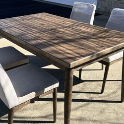 Dining Set with 4 chairs