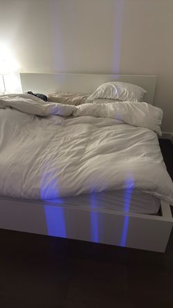 King Sized Bed