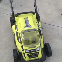 Lawnmower Ryobi 40 Volt Self Propelled
