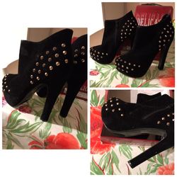 Boots Black and gold size 7