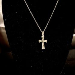 925 Sterling Silver Marcasite Cross Pendant 