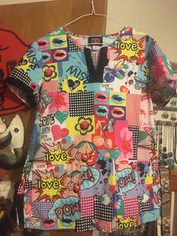Scrub tops medium