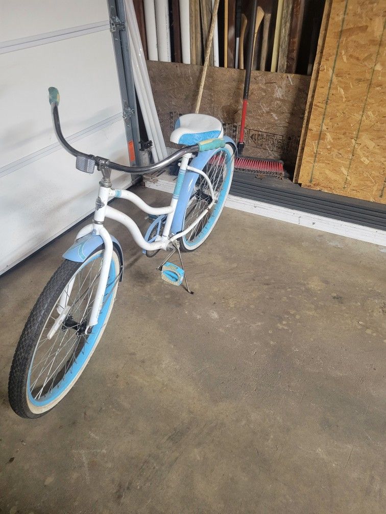 Huffy Beach Cruiser