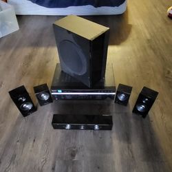 Samsung Surround Sound Speakers W/8" Subwoofer 
