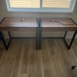 Desks (With Electrical Outlets+USB)