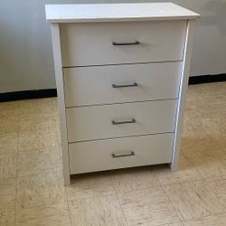4 Drawer Dresser