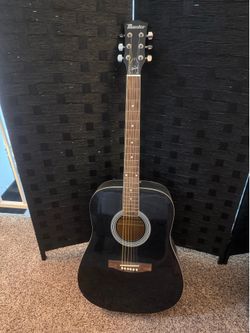 Maestro Acoustic Guitar