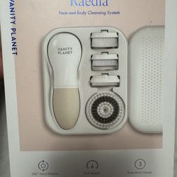 Vanity Planet Facial Cleansing Brush 