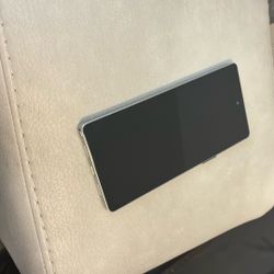 S25 Ultra. BRAND NEW CONDITION.