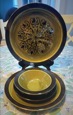 MCM vintage Andre Poche Decostone Dinner wear