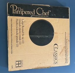 Pampered chef 15” pizza stone w/box
